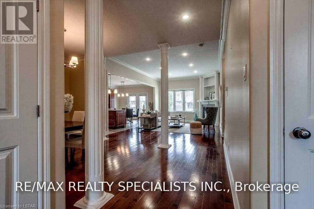 404 SOUTH CARRIAGE WAY, London North (North I) — photo 6