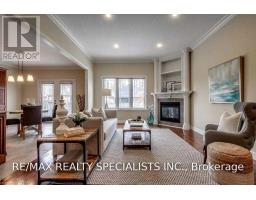 Great room - 404 South Carriage Way, London North, ON N6G0B2 Photo 10