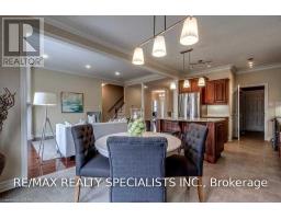 404 South Carriage Way, London North, ON N6G0B2 Photo 18
