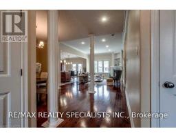 Dining room - 404 South Carriage Way, London North, ON N6G0B2 Photo 6