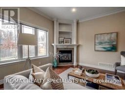 Laundry room - 404 South Carriage Way, London North, ON N6G0B2 Photo 8