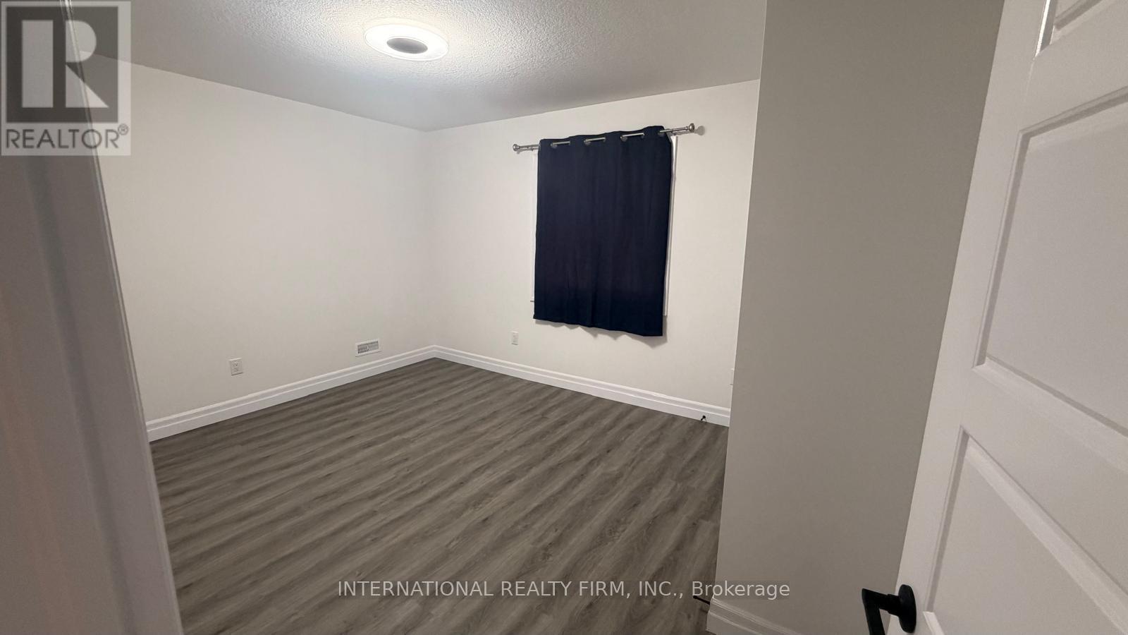 BASEMENT - 891 DARNLEY BOULEVARD, London South (South U) — photo 6