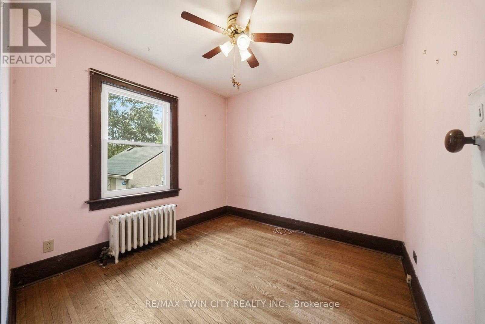 86 FOREST AVENUE - 22