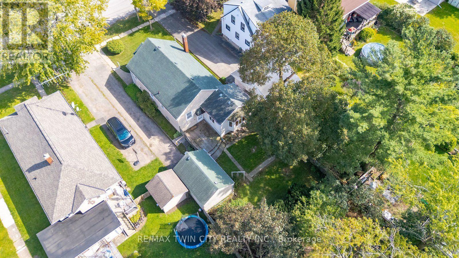 86 FOREST AVENUE - 45