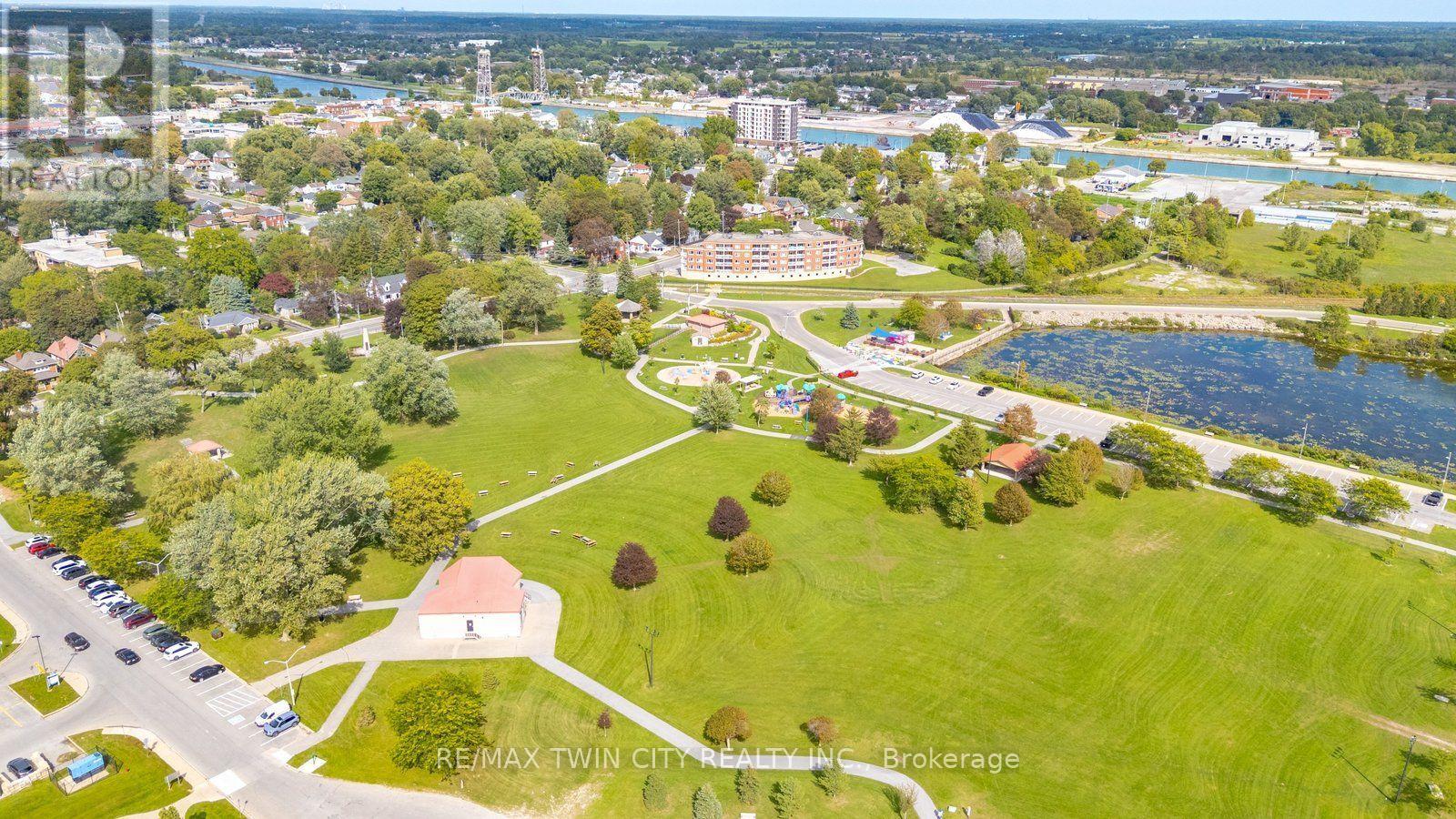 86 FOREST AVENUE - 50