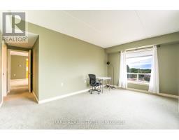 403 - 405 Erb Street W, Waterloo, ON N2L1W7 Photo 19