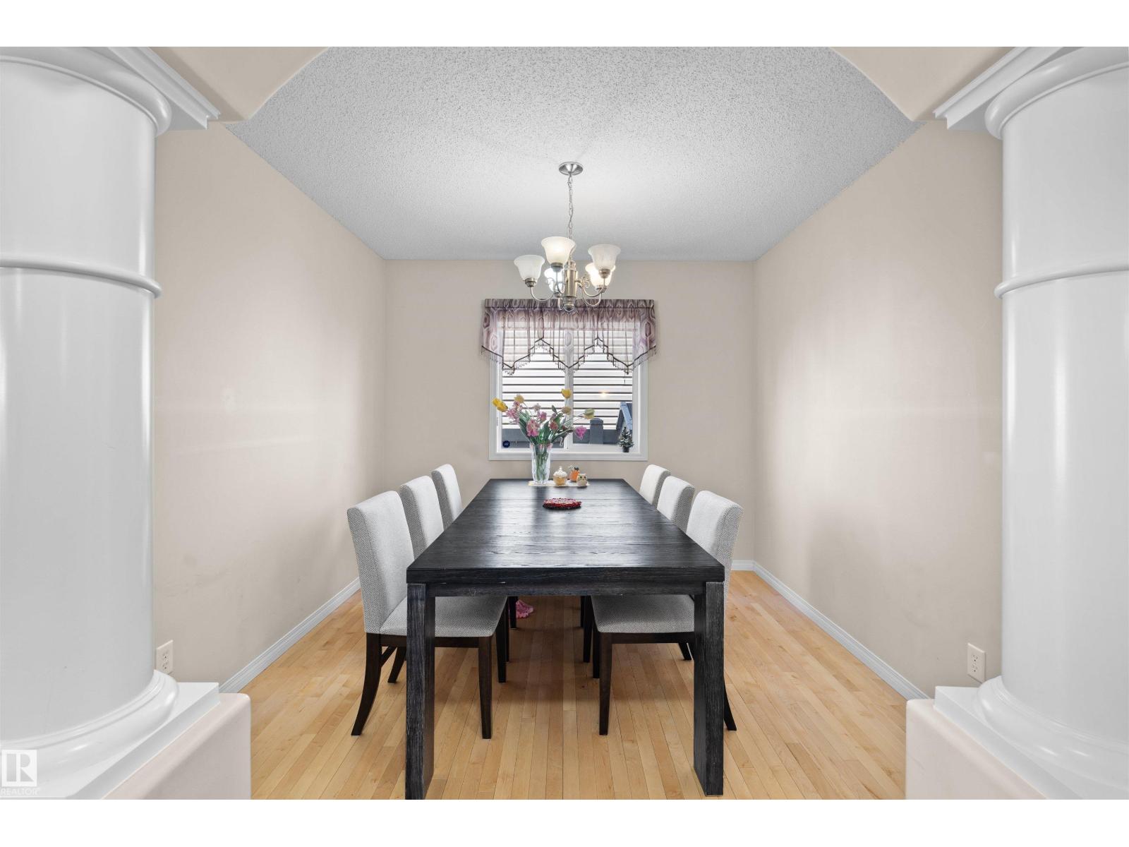 20616 56 AV NW - 11