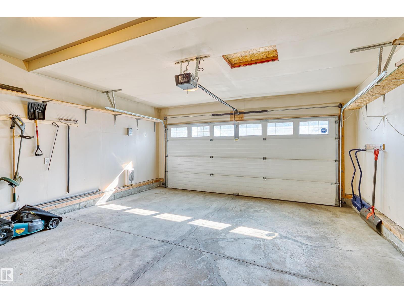 20616 56 AV NW - 29