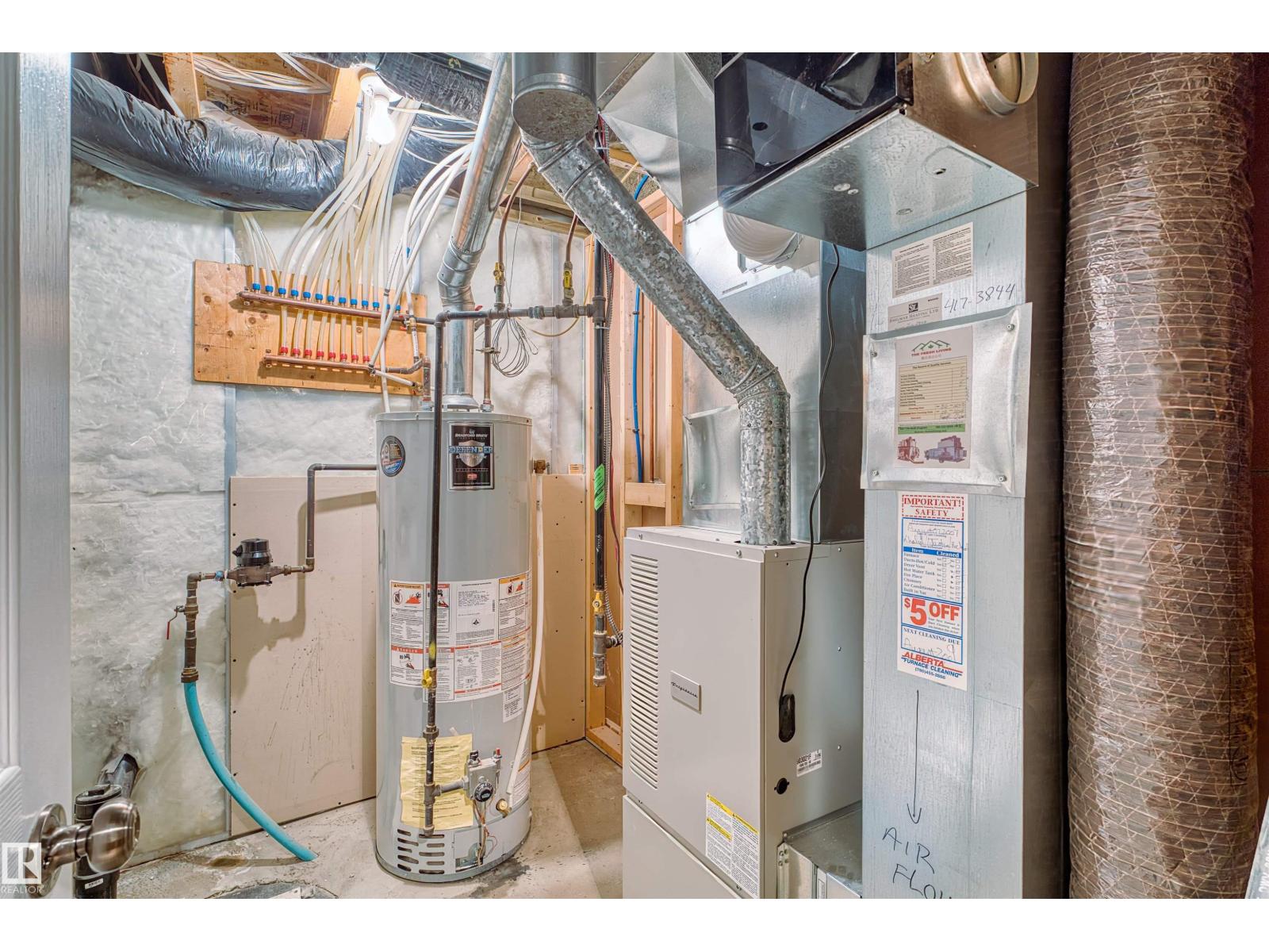 20616 56 AV NW - Image 31