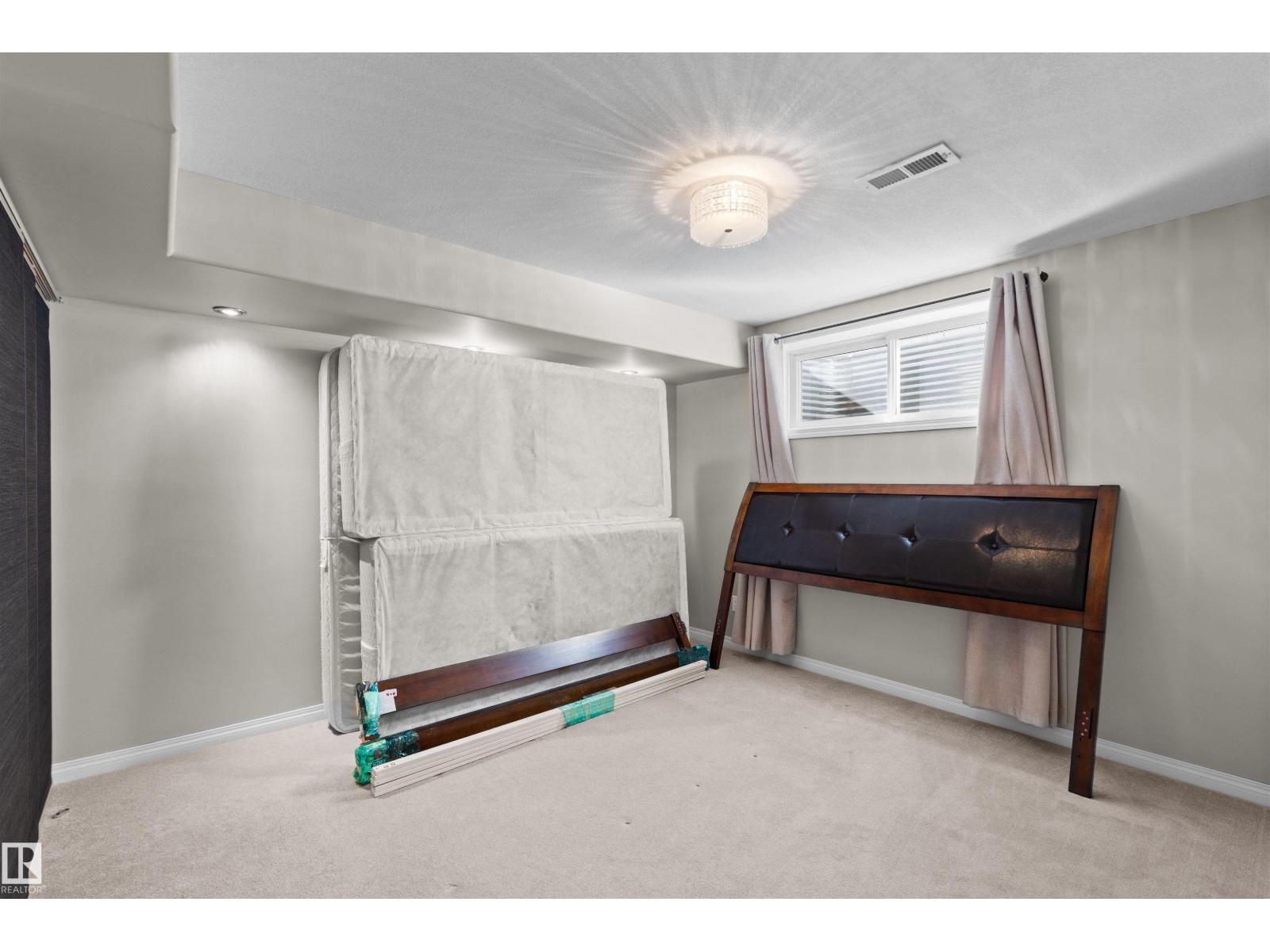 20616 56 AV NW - 32