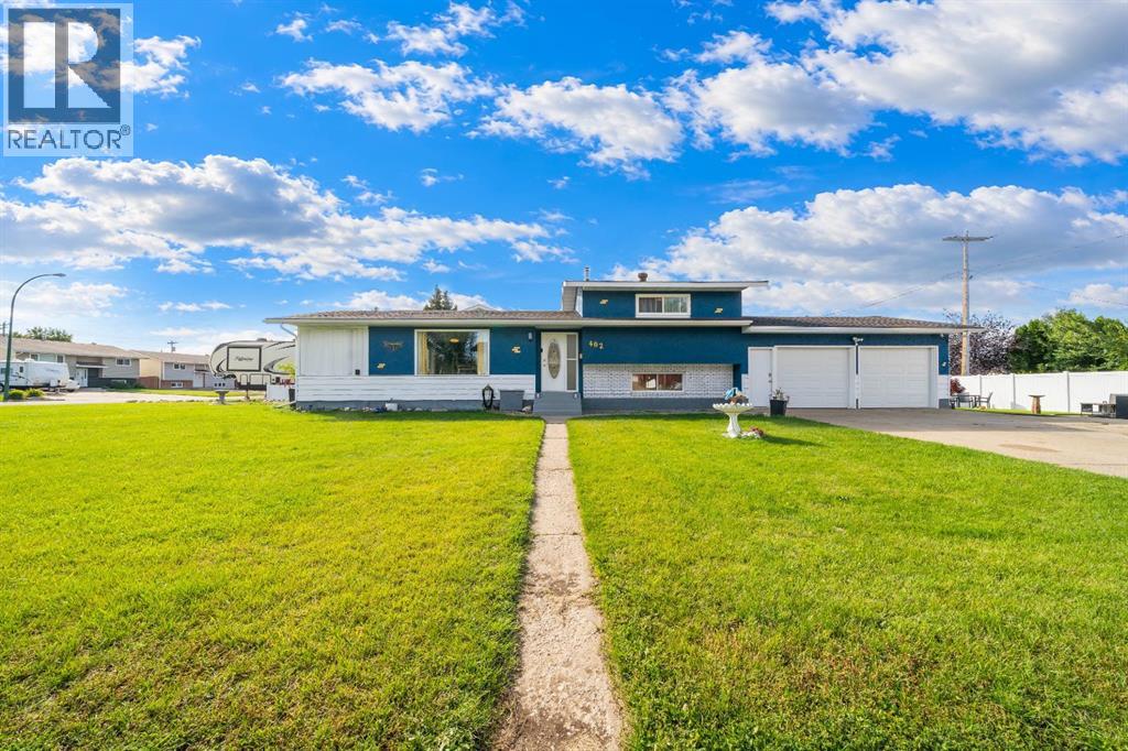 402 Main Street S, Redcliff, Alberta, T0J2P0