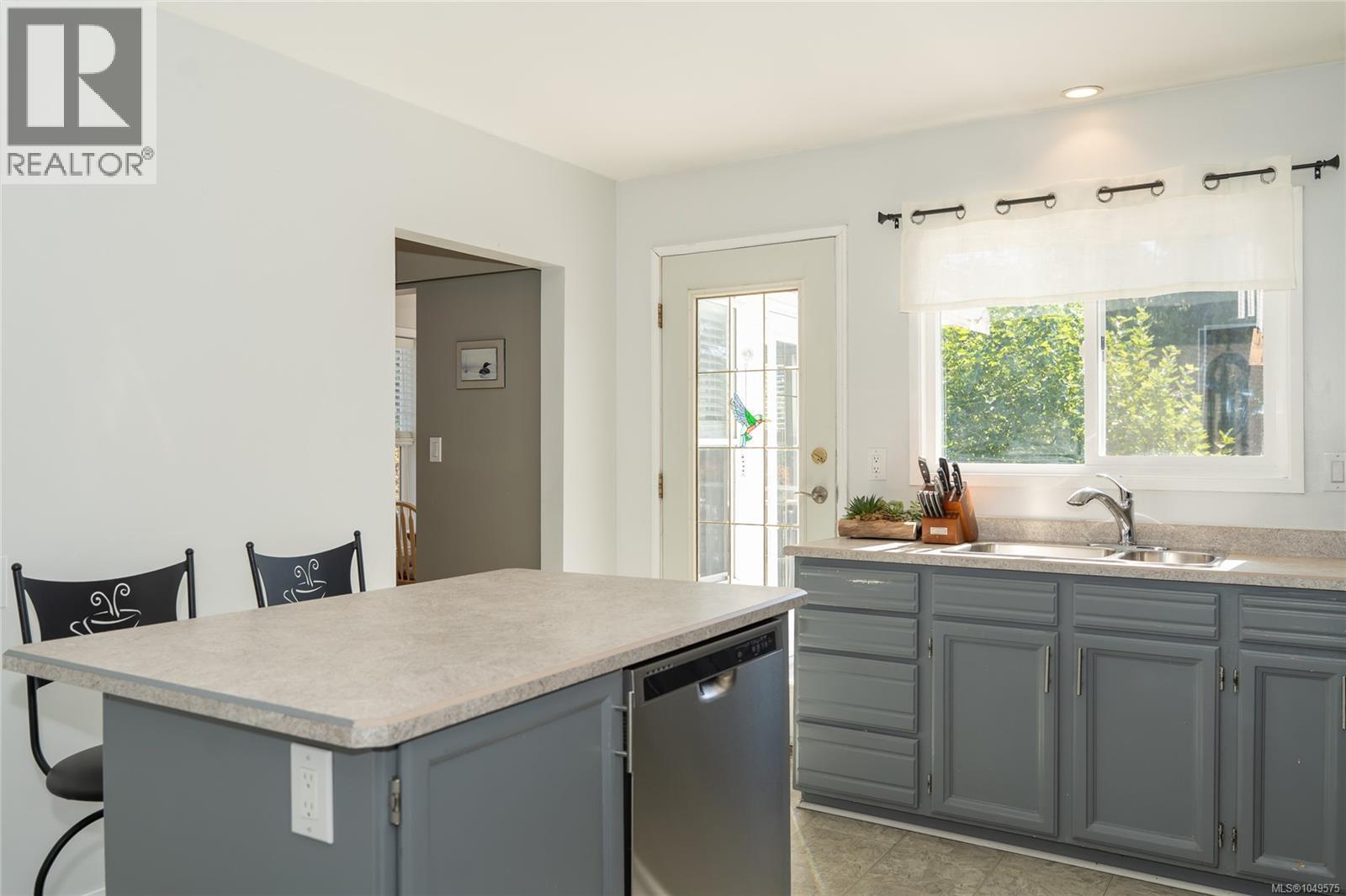 3057 Shoreview Dr - Image 10
