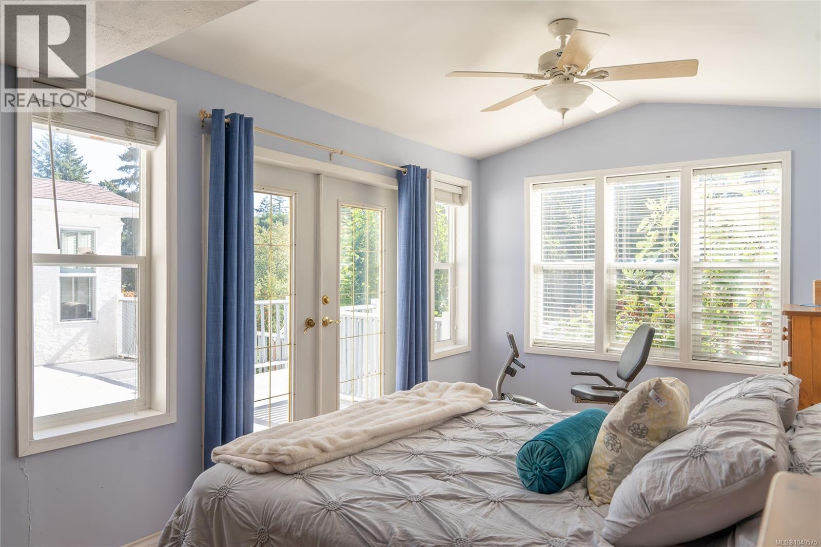 3057 Shoreview Dr - Image 12