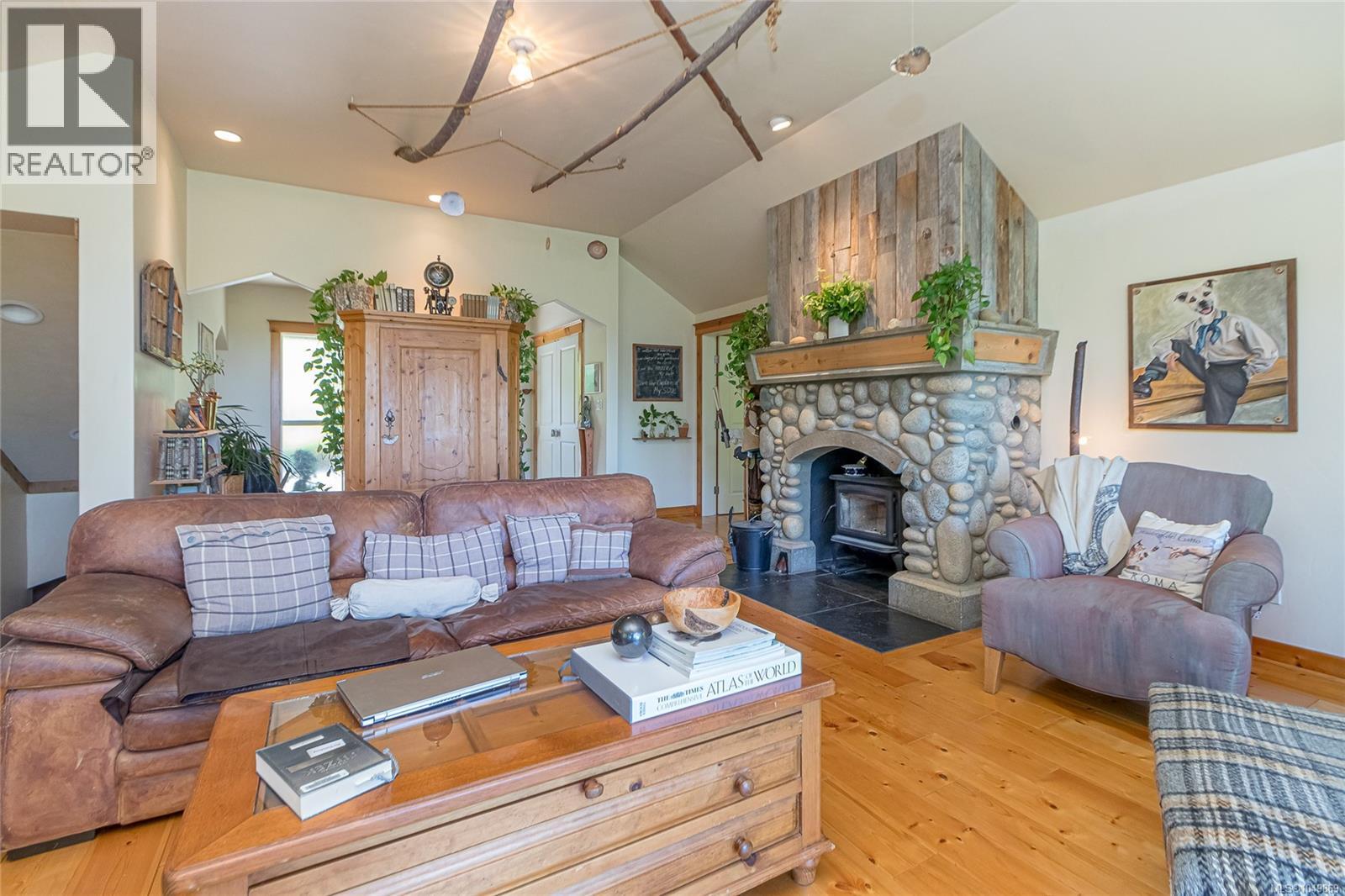 1860 Ashling Rd - Image 23