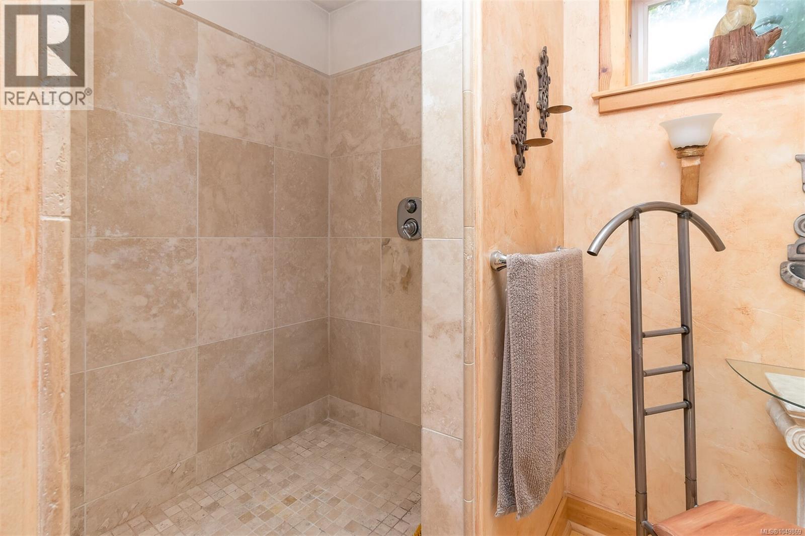 1860 Ashling Rd - 46