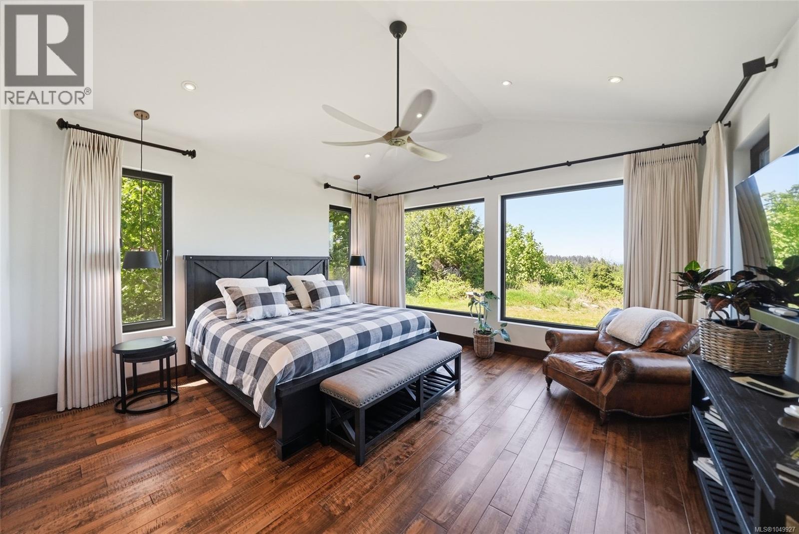 859 Andreef Rd - 40