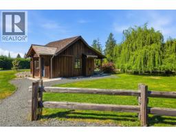 Ensuite - 859 Andreef Rd, Qualicum Beach, BC V9K2T6 Photo 19