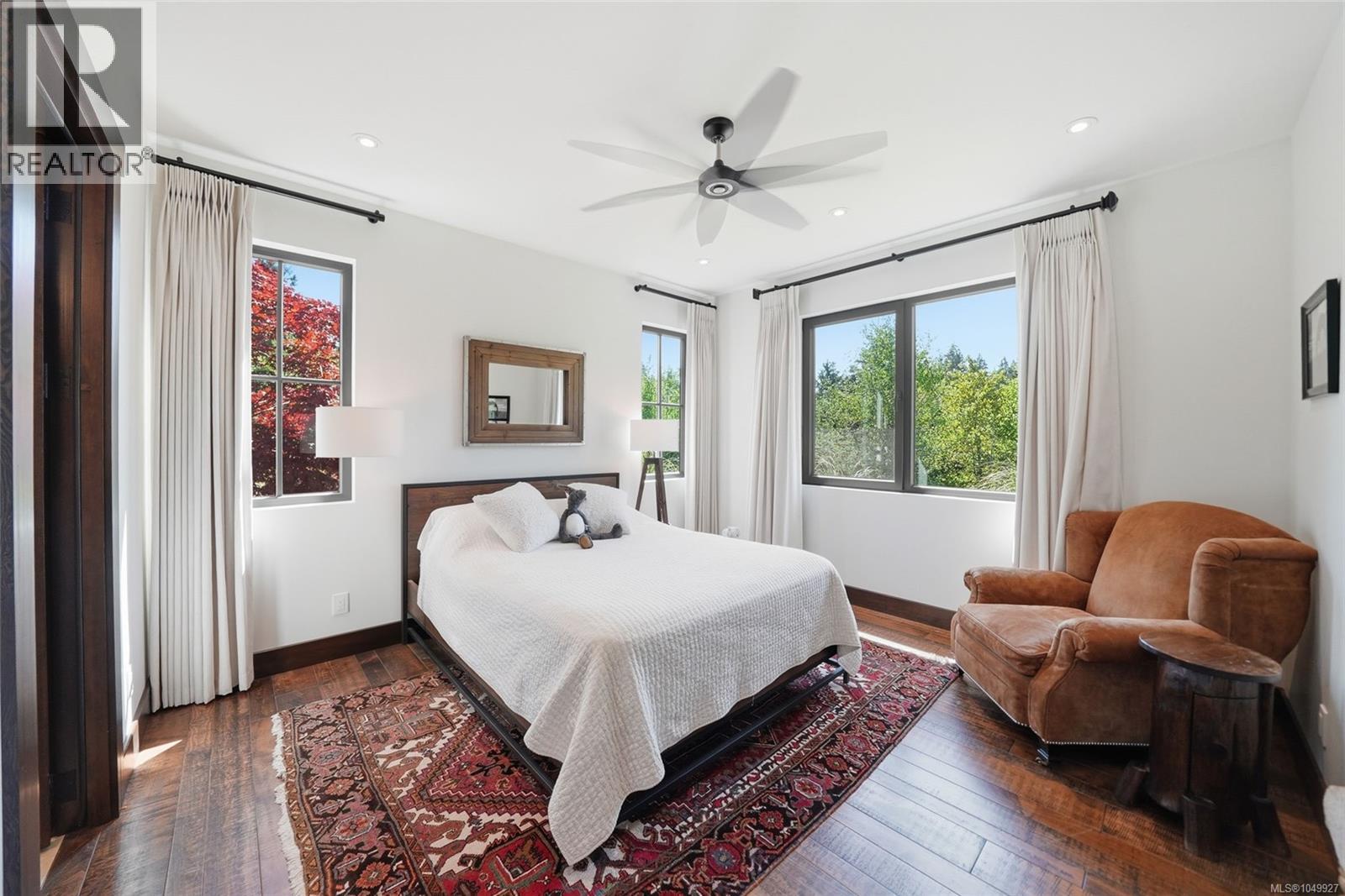 859 Andreef Rd - 44