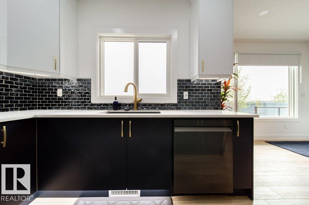 19731 26 AV NW - Image 33