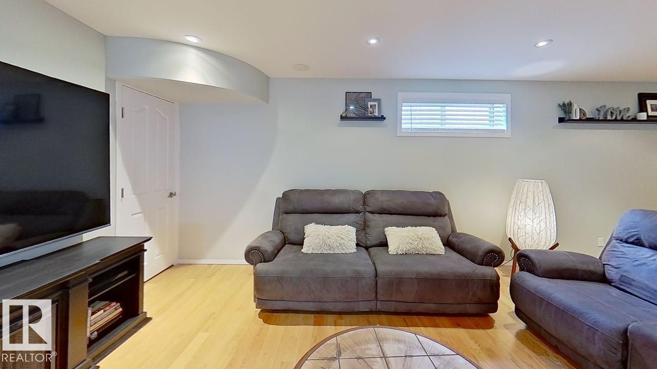 3115 135 AV NW - 30