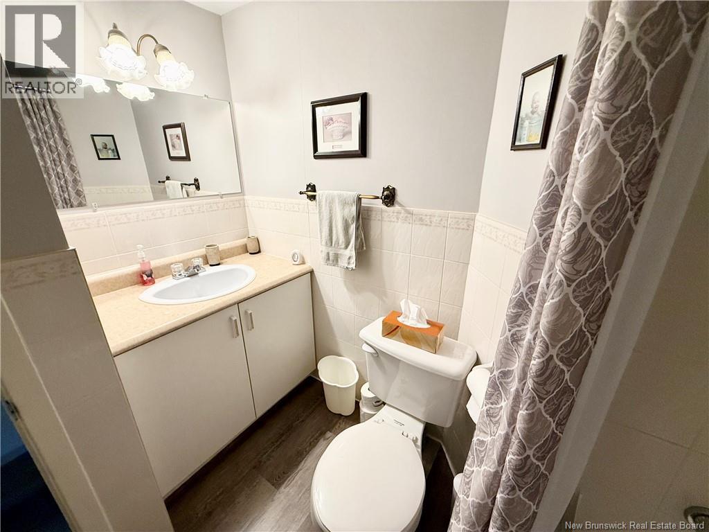 227 Francine - Image 22