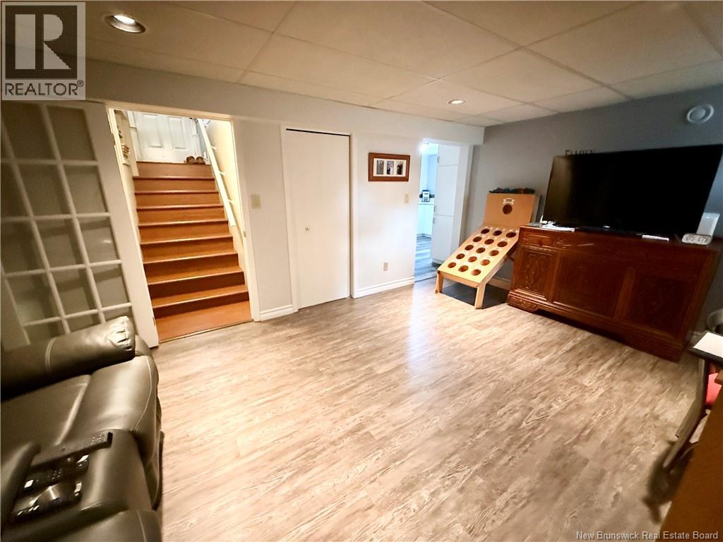 227 Francine - Image 26