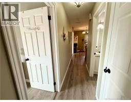 227 Francine, Beresford, NB E8K1N6 Photo 16