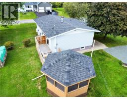 227 Francine, Beresford, NB E8K1N6 Photo 32