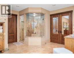 3006 Coachwood Crescent, Coldstream, BC V1B3Y4 Photo 39