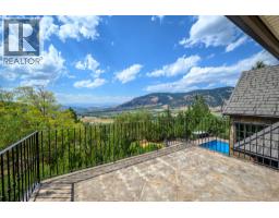 3006 Coachwood Crescent, Coldstream, BC V1B3Y4 Photo 65