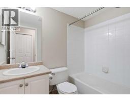 102, 17 Country Village Bay Ne, Calgary, AB T3K5Z3 Photo 26