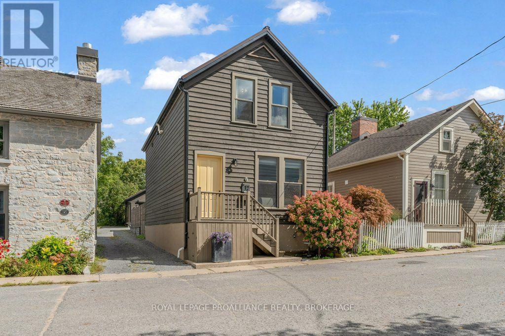 12 DRUMMOND STREET, Kingston (Kingston East (Incl Barret Crt)) — photo 3