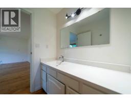46139 Range Road 205, Rural Camrose County, AB T4V5E3 Photo 18