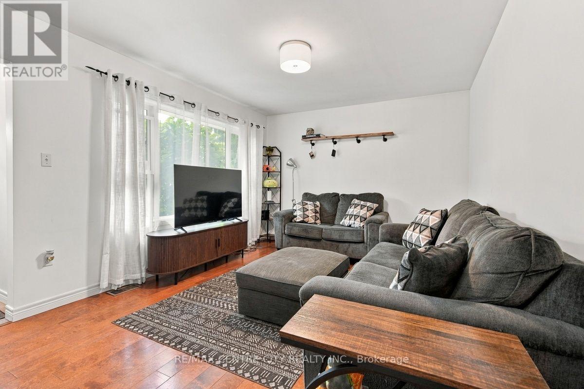 1570 HANSULD STREET, London East (East H) — photo 9