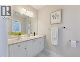 4pc Ensuite bath - 251 Cranbrook Street, Kitchener, ON N2P0B5 Photo 6