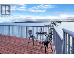 37189 Schooner Way, Pender Island, BC V0N2M2 Photo 7