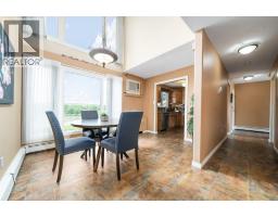 Bedroom - 112, 1051 3 Street Nw, Medicine Hat, AB T1A7Y4 Photo 10