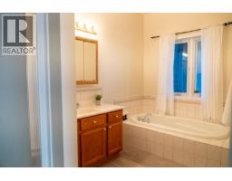 37189 Schooner Way, Pender Island, BC V0N2M2 Photo 20