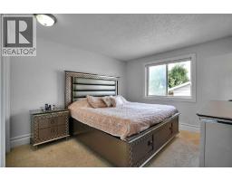 212 Pinetree Place Ne, Calgary, AB T1Y1M3 Photo 18