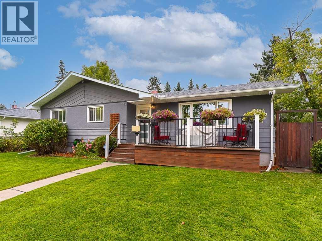 44 Winchester Crescent SW, Calgary, Alberta, T3C2T8