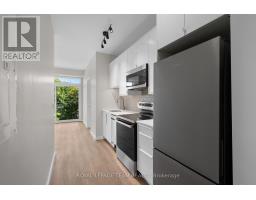 301 - 370 Athlone Avenue, Ottawa, ON K1Z5M4 Photo 6