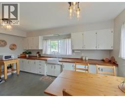 6856 Drake Street, Powell River, BC V8A3Y1 Photo 12