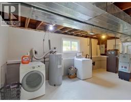 6856 Drake Street, Powell River, BC V8A3Y1 Photo 19