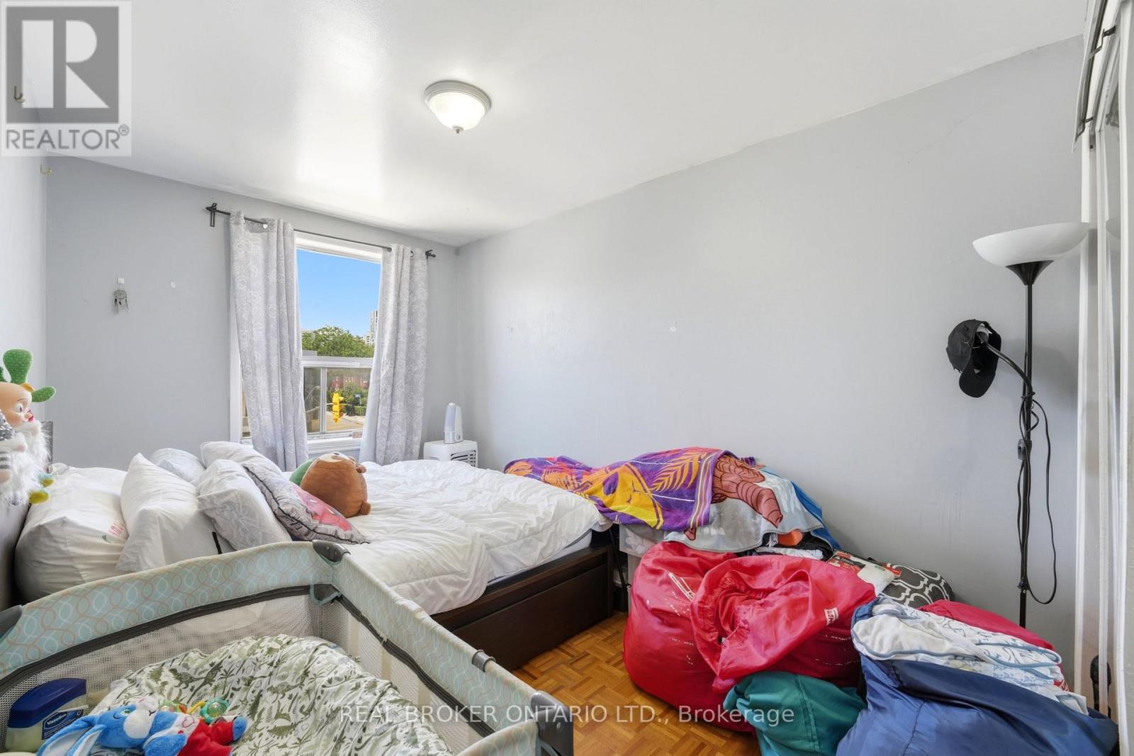 1479 EGLINTON AVENUE W, Toronto (Oakwood Village) — photo 10
