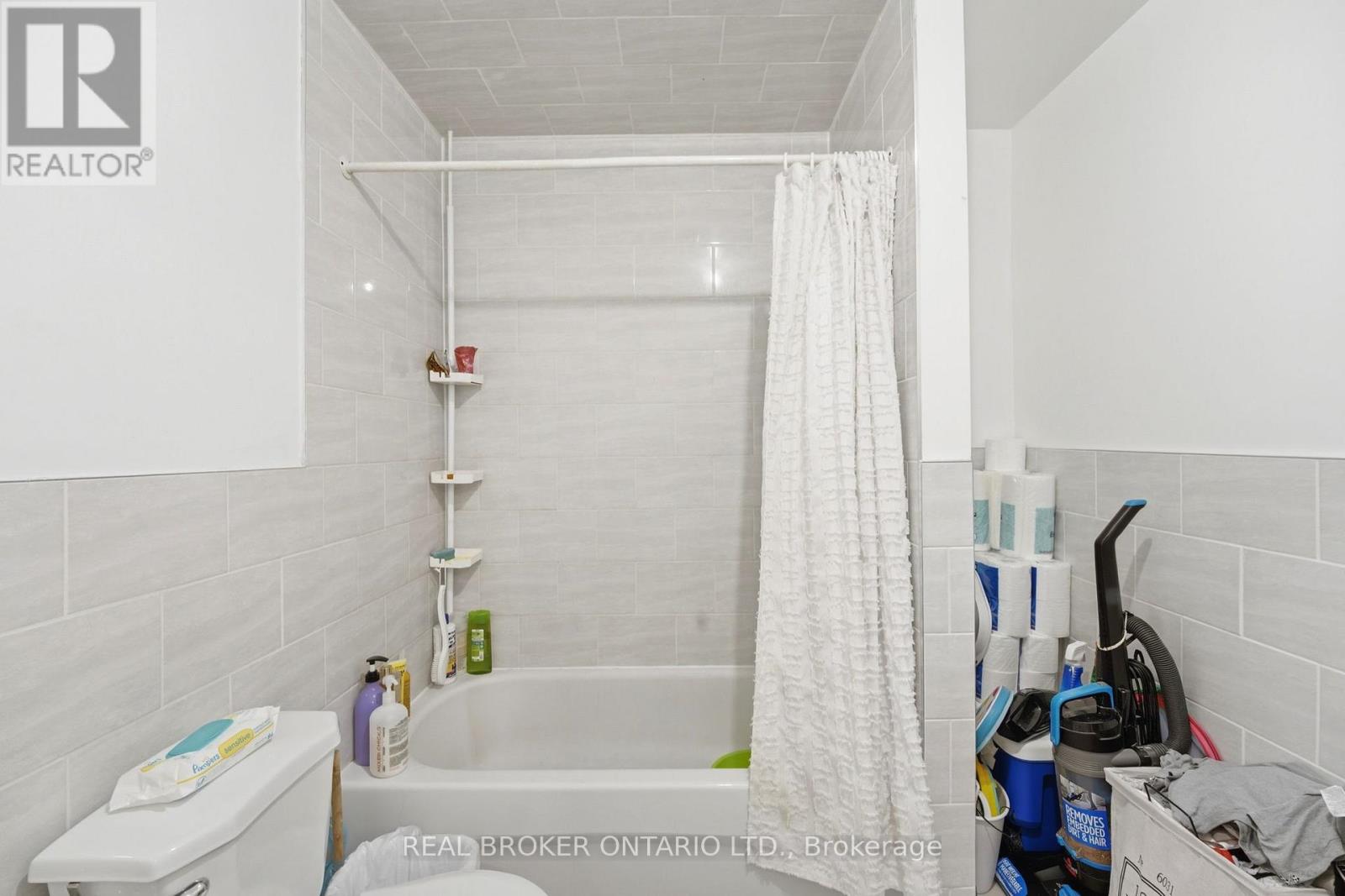 1479 EGLINTON AVENUE W, Toronto (Oakwood Village) — photo 12