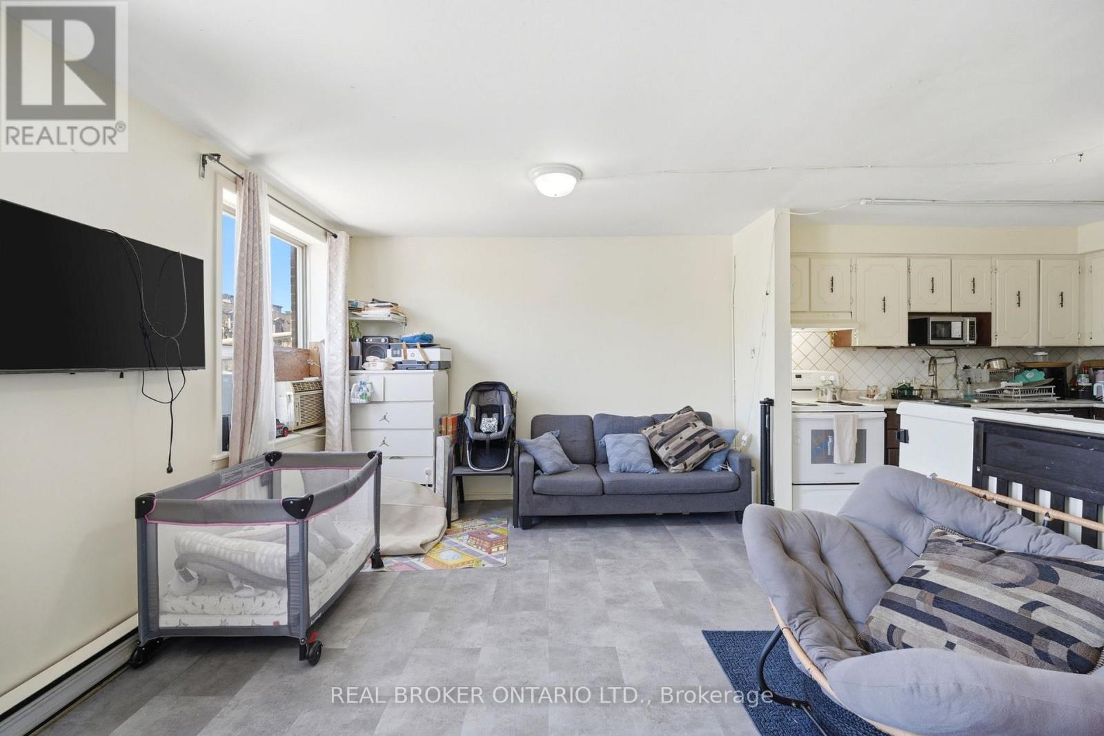 1479 EGLINTON AVENUE W, Toronto (Oakwood Village) — photo 7