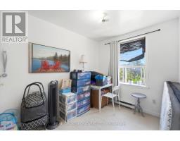 1479 Eglinton Avenue W, Toronto, ON M6E2G6 Photo 19