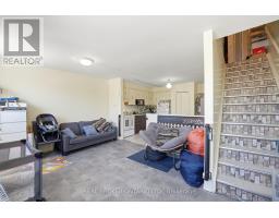 1479 Eglinton Avenue W, Toronto, ON M6E2G6 Photo 8