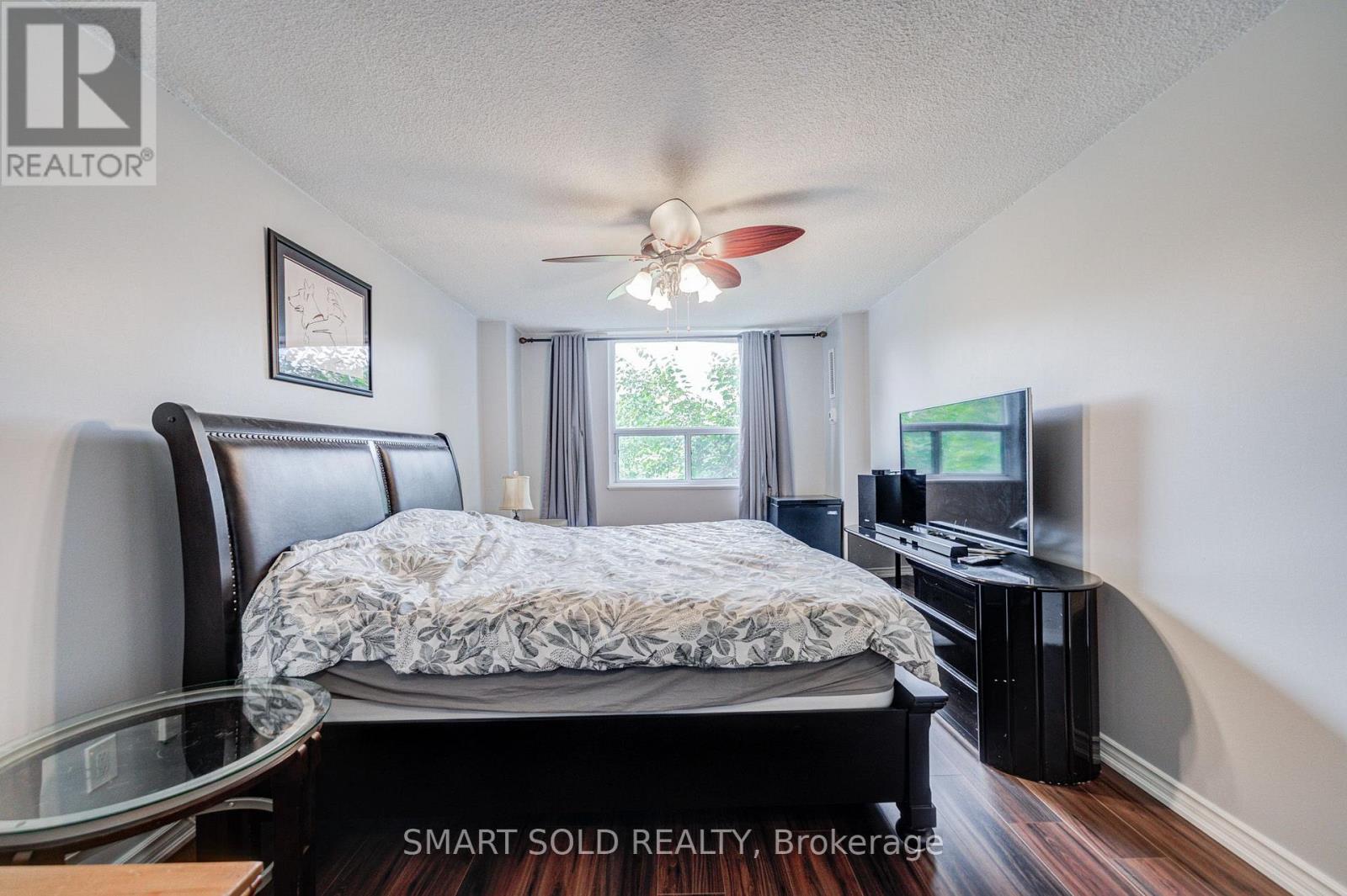 #210 5 OLD SHEPPARD AVENUE - 23
