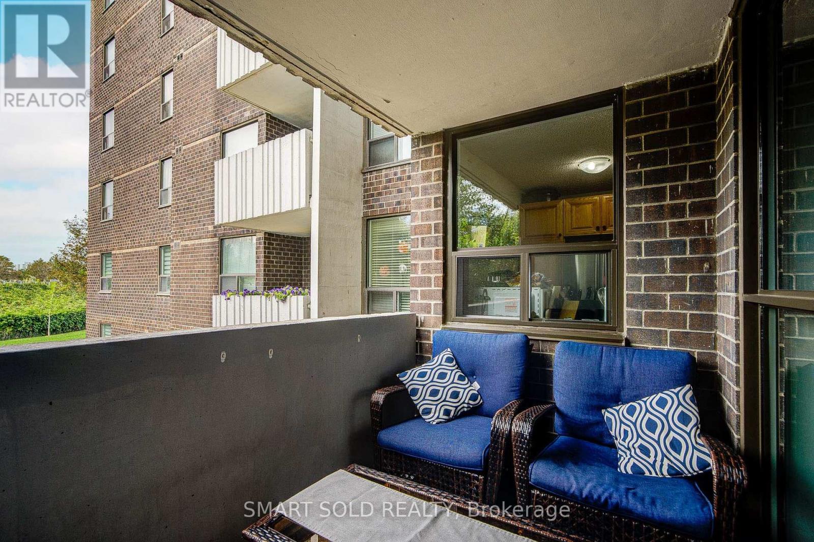 #210 5 OLD SHEPPARD AVENUE - 31